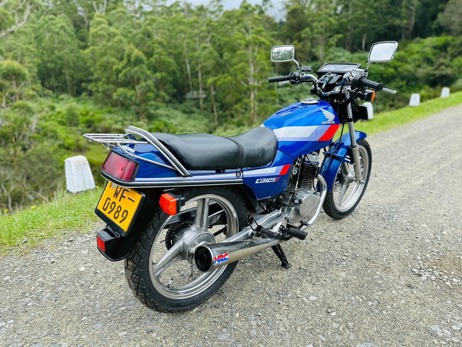 Honda CB 125T Benz Mark for rent