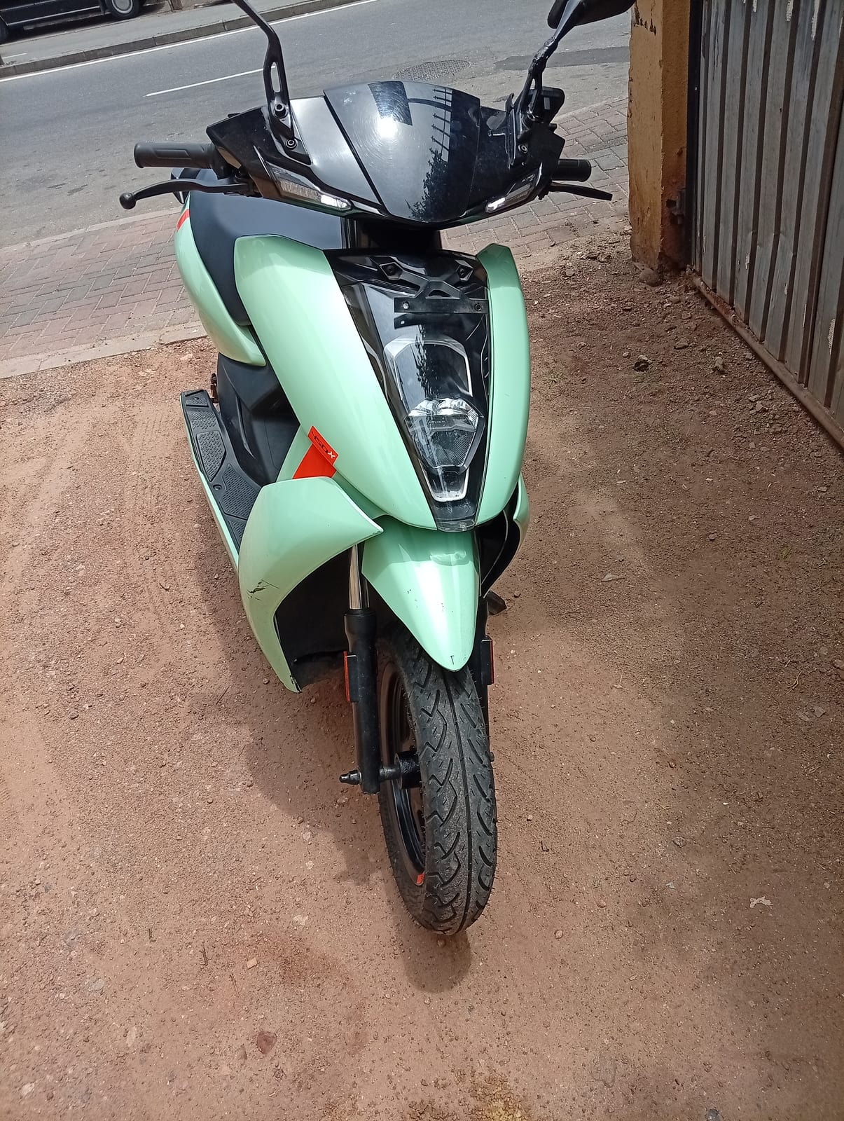 Ather 450x 450x for rent in Colombo