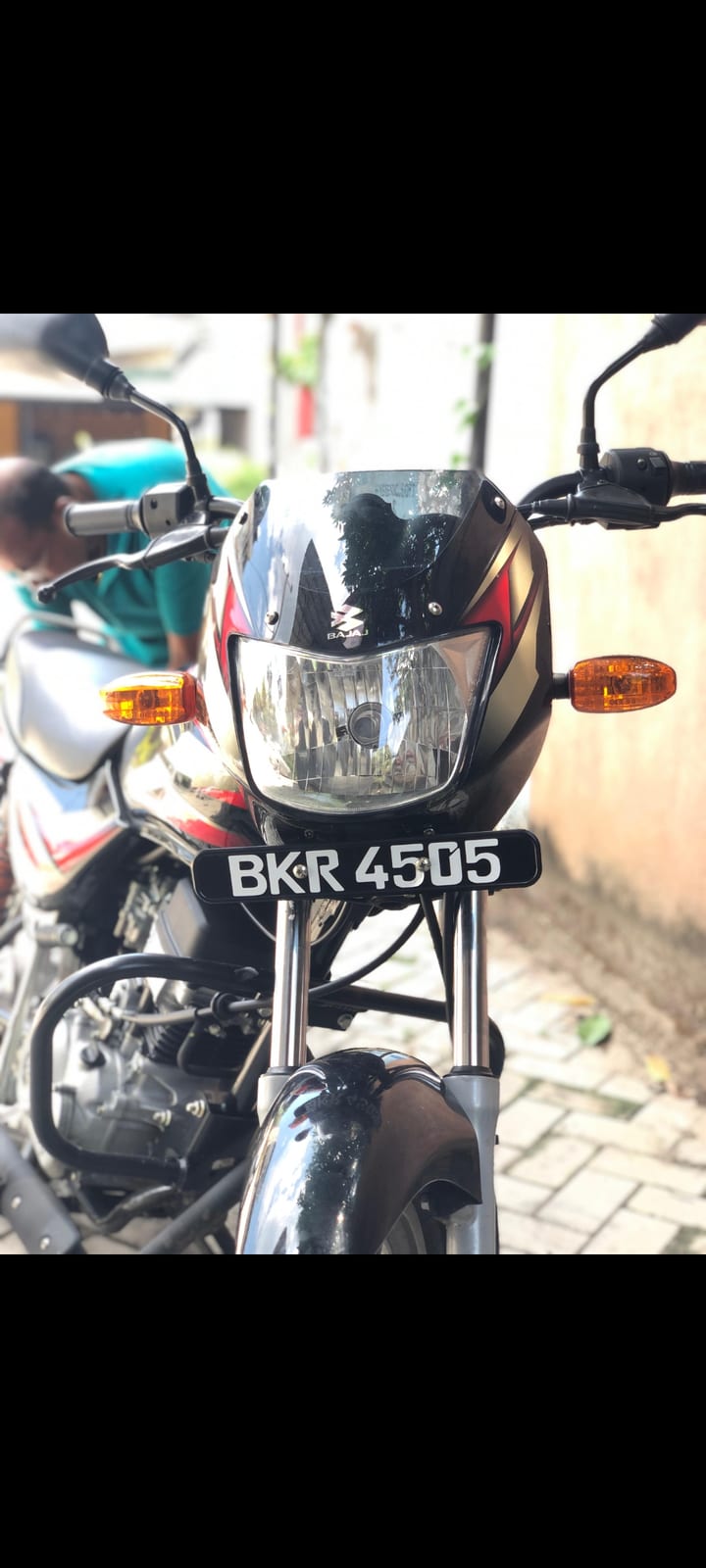 Bajaj CT 100 for rent in Colombo