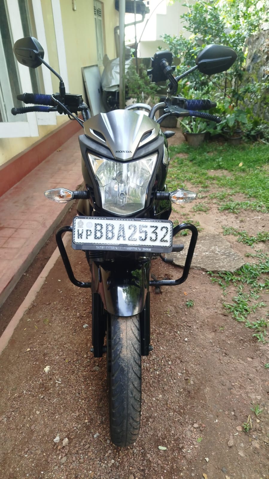 Honda CB Trigger 150 for rent in Colombo