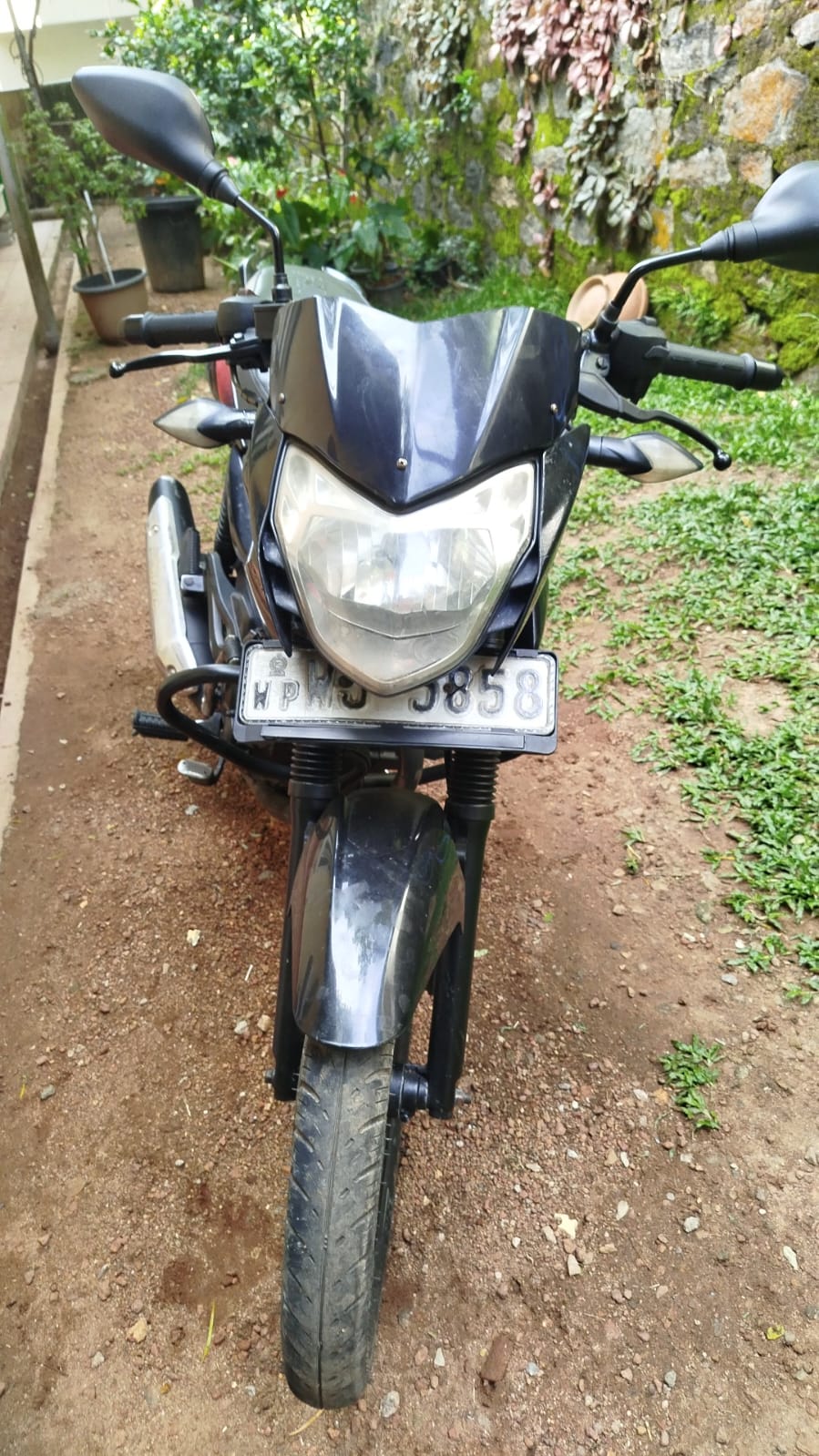 Bajaj Pulsar 135 for rent in Colombo